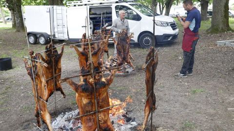 Festa do Porco ao Espeto en Amoeiro