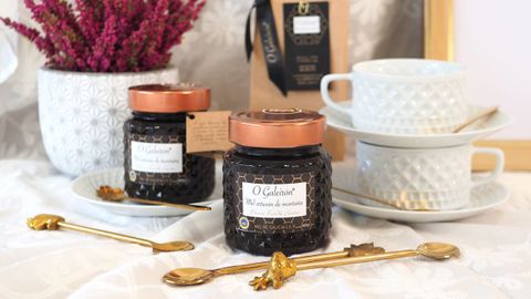 Envases da empresa O Galeir�n que recibiron un premio platino ao dese�o no certame internacional de Par�s