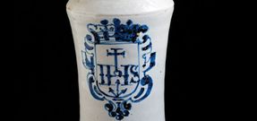 Detalle de la �Peza do mes� en el Museo Arqueol�xico de Ourense.