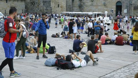 Turistas en la plaza del Obradoiro (Santiago) el pasado verano
