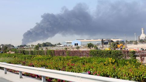 Columnas de humo en Dubai