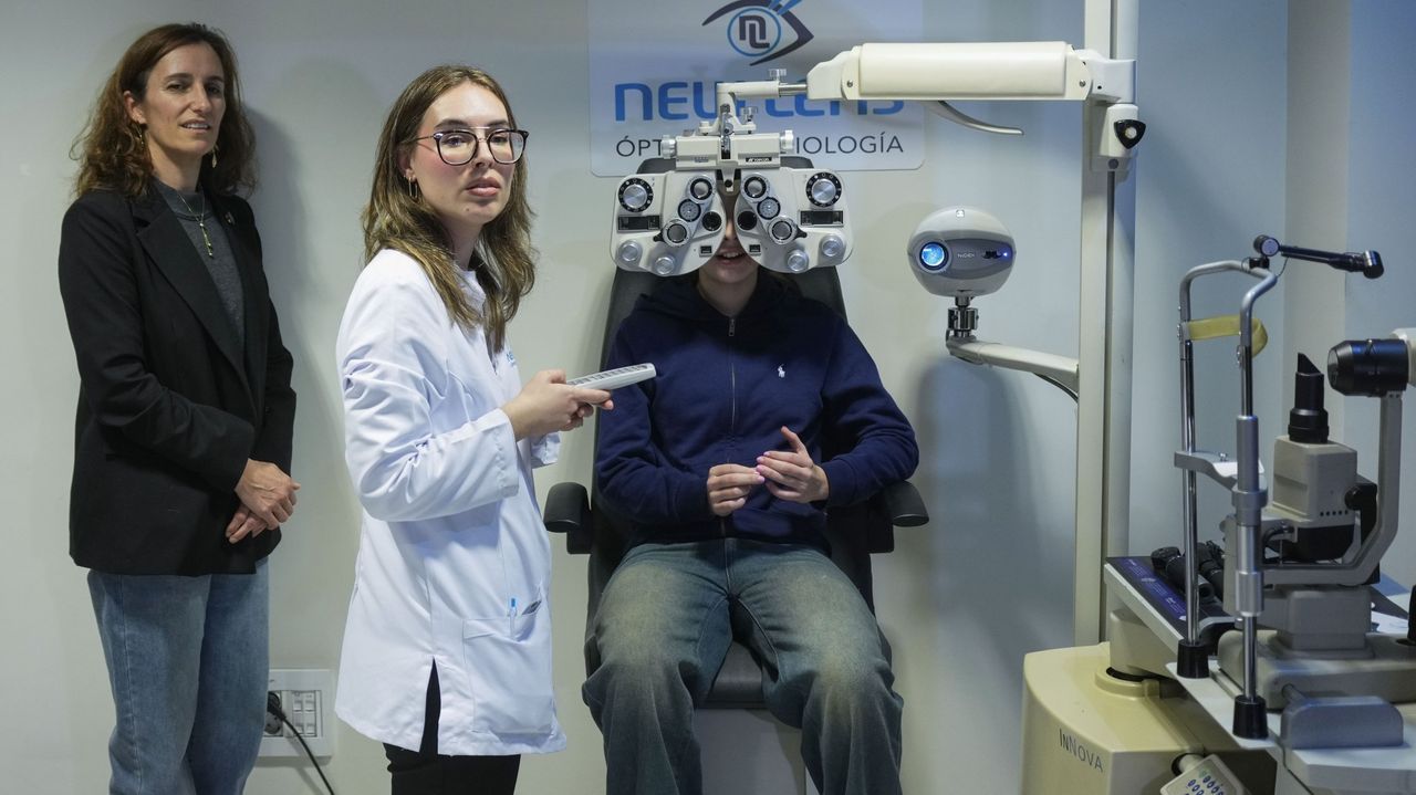 Más de 54.000 familias han pedido la ayuda para gafas o lentillas el primer mes