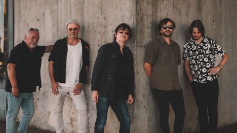 Miembros de Tam Tam Go!, en el centro, Nacho Campillo.