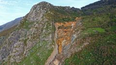 La franja de color marr�n muestra el hundimiento del terreno