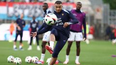 Kylian Mbapp�.Kylian Mbapp�, nuevo futbolista del Real Madrid, con Francia