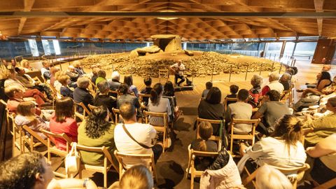 Concierto de Xabier D�az en el Dolmen de Dombate, en imagen de archivo