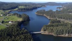 Vista area actual del embalse de As Forcadas, en Valdovio, que est al 84 % de su capacidad
