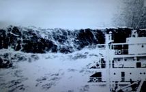 �nica fotograf�a de una ola extrema, tomada en el golfo de Vizcaya en 1940.