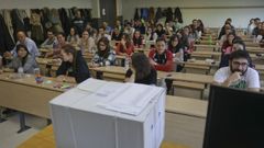 Examen mir en Santiago en el 2020, antes de que comenzasen las medidas sanitarias por la pandemia