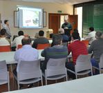 El curso ayuda a manejar con seguridad m�quinas agr�colas. 