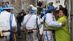 Los troteiros salieron por las aldeas de Bande