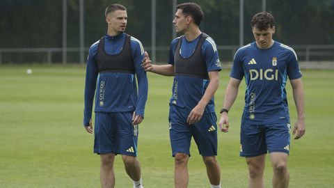 Dendoncker, Dani Calvo y Fede Vi�as, en El Requex�n