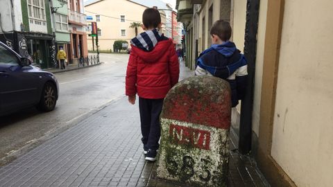 Punto kilom�trico 583 de la N-VI en la r�a Valdoncel, de Betanzos