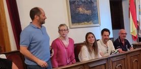 Los cinco ediles del PP en el pleno de O Barco de Valdeorras.