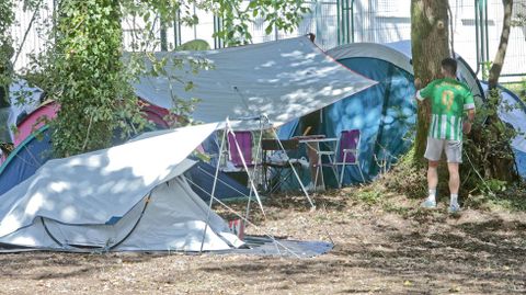 Festival Portamerica. Zona de acampada en la carballeira de Caldas