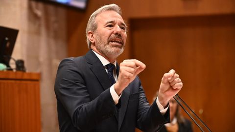 El presidente del Gobierno de Arag�n, Jorge Azc�n, durante el pleno de investidura