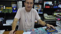 Moncho Mart�nez regenta la librer�a Tanco