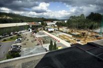 La cimentaci�n del edificio ya est� avanzada y ahora se trabaja en el per�metro del s�tano. 