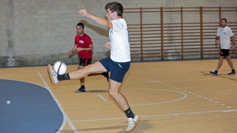 PARTIDO DE F�TBOL ENTRE EL PP Y EL PSOE DE PONTEVEDRA