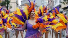 Abarrote en el desfile de carnaval de Foz