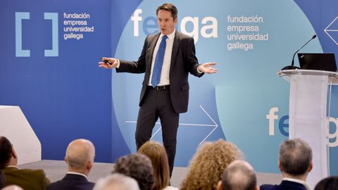 Ignacio Cirac, durante la conferencia que ofreci� este mi�rcoles en la Ciudad de las TIC invitado por el Feuga