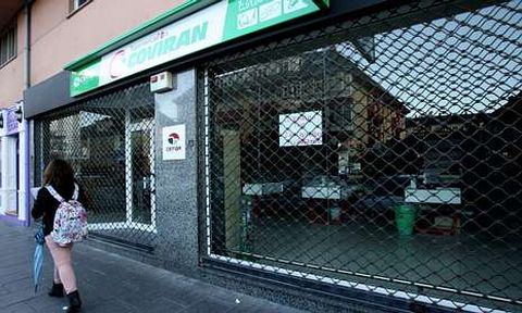 En las �ltimas semanas, Cemar cerr� las tiendas de Covas, Viveiro -en la foto-y de Burela.