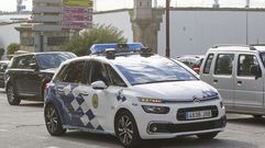 El multam�vil ferrolano durante uno de sus recorridos de prueba en la plaza de Galicia