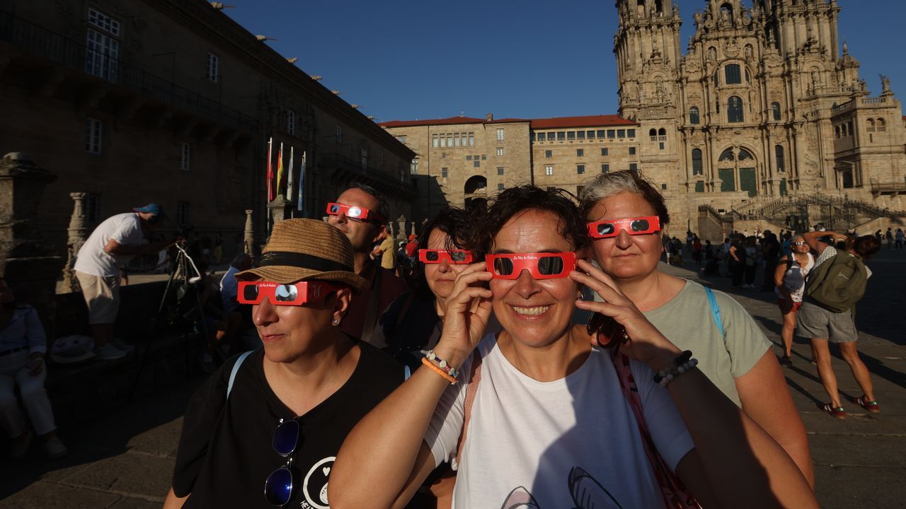 Santiago se entrega a la magia del eclipse