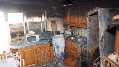 El incendi� dej� dos heridos leves. 