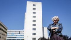 Choni delante del hospital materno-infantil, donde desarroll casi toda su vida profesional