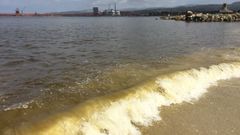 La orilla de la playa de Lago, pasadas las seis de la tarde