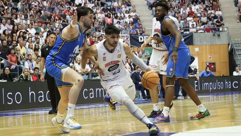 Sergi Quintela encara su tercera campa�a en le Monbus Obradoiro