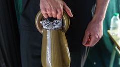 Una pieza que combina barro de Bu�o y encaixe de Camari�as