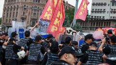 Protestas contra la cumbre de la OTAN en Ankara.