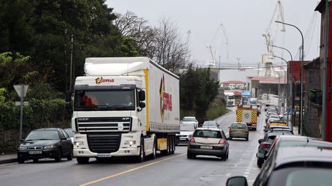 Vial de acceso a los muelles de la Autoridad Portuaria de Vilagarc&iacute;a de Arousa