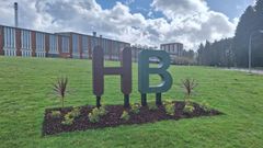 Imagen del exterior de la f&aacute;brica Betanzos HB, situada en Requi&aacute;n.