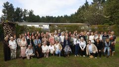 Algunas de las alumnas del colegio femenino Mir�n de Lar�n, en Arteixo, se reunieron el s�bado en una comida hist�rica en el H�rcules Club.