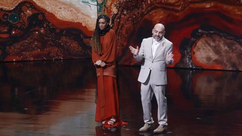 Trisha Fernandez e Federico P�rez, presentadores da gala dos Mestre Mateo