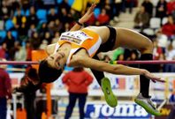 La atleta monfortina competir� ma�ana en la final de la prueba de salto de altura en Utrecht