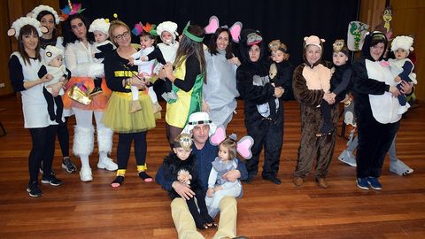 Disfraces en los colegios de Valga