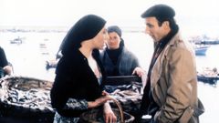 Charo L�pez y Eusebio Poncela, en un fotograma de �Los gozos y las sombras�