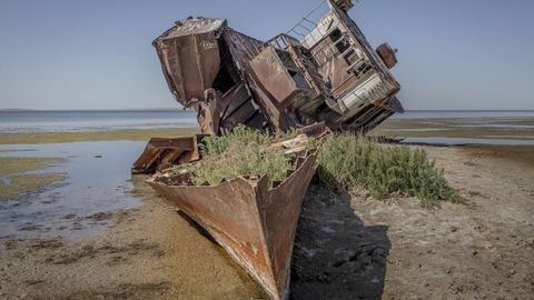 Mar de Aral, que en realidad es un lago y est siendo objeto de recuperacin medioambiental