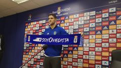 Simone Grippo en la sala de prensa del Carlos Tartiere