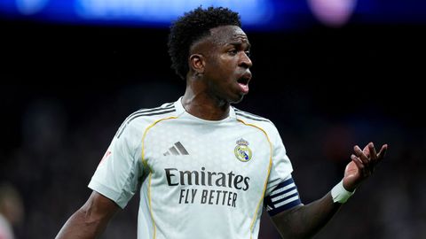 Vinicius, durante una jugada del partido ante el Sevilla en el Bernab�u