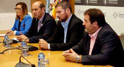 Cu��a, Louz�n, L�pez y Figueiras presentaron ayer el programa ferial en la Diputaci�n de Pontevedra.