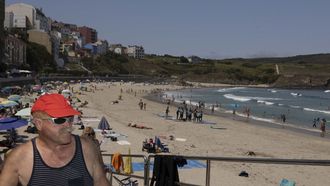 Area Maior (en la imagen, ayer) junto con Seiruga y Canido tendr�n la catalogaci�n de �praias sen fume�.