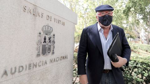 El comisario jubilado Jos Manuel Villarejo, a su salida de la Audiencia Nacional el pasado mes de septiembre