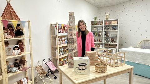 María Rey Bouzamayor en su nueva jugutería de Esteiro.