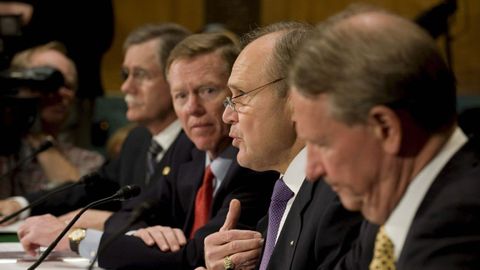 18 de noviembre de 2008. Comparecencia del ex presidente de General Motors, Richard Wagoner, ante el Senado en Washington (EEUU).