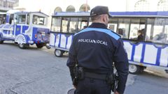 Polic�a Local patrullando el centro de la ciudad esta Semana Santa.